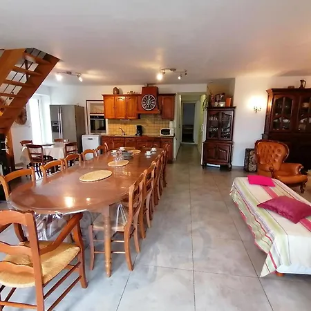 Gite Avec Grand Jardin, Salle De Jeux, Et Activites Nautiques, Entre Rennes Et Angers - Fr-1-600-34 * Congrier