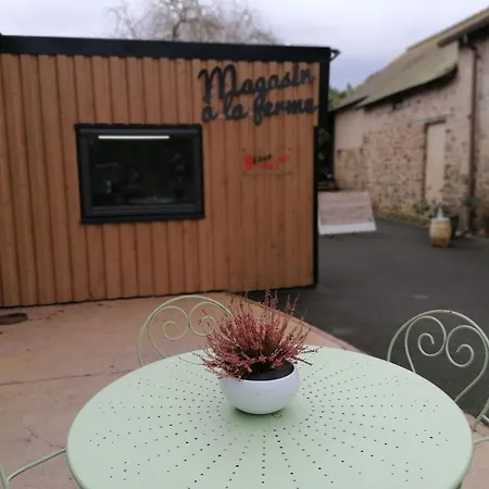 Gite Avec Grand Jardin, Salle De Jeux, Et Activites Nautiques, Entre Rennes Et Angers - Fr-1-600-34 * Congrier